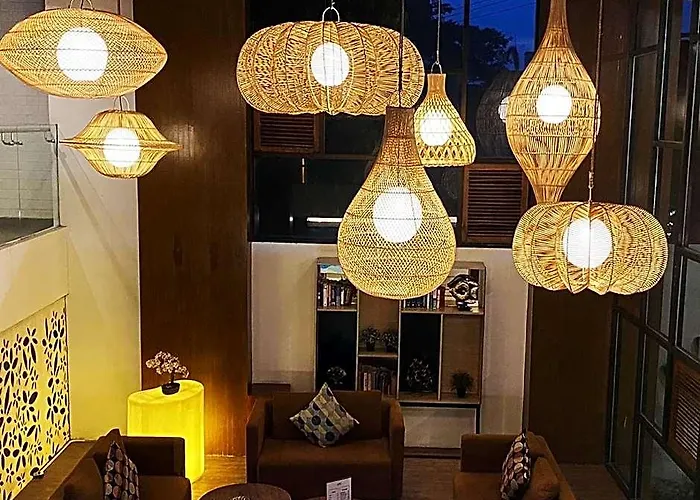Hotel Airy Premier Cendrawasih 28 Kuta Bali Seminyak